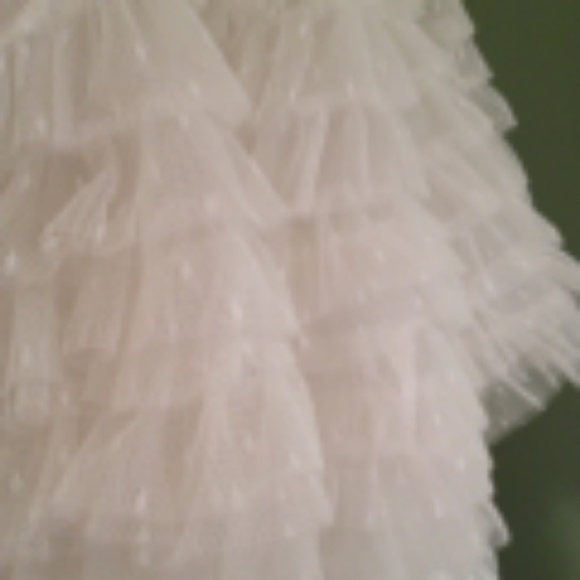 Wedding Dress - Picture 5 of 7